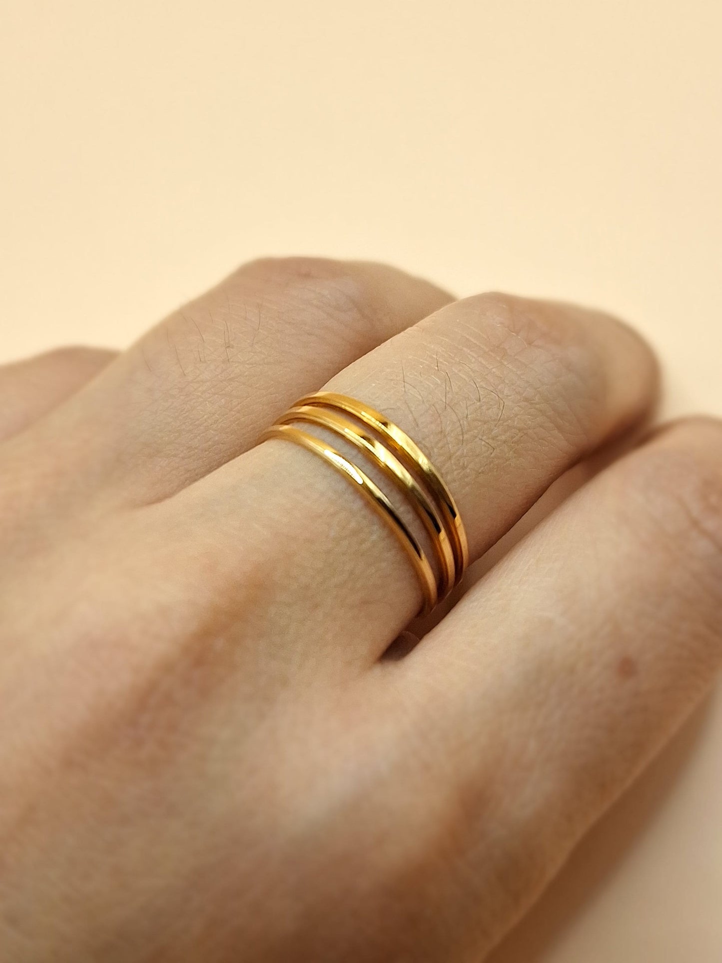 #color_gold pleated